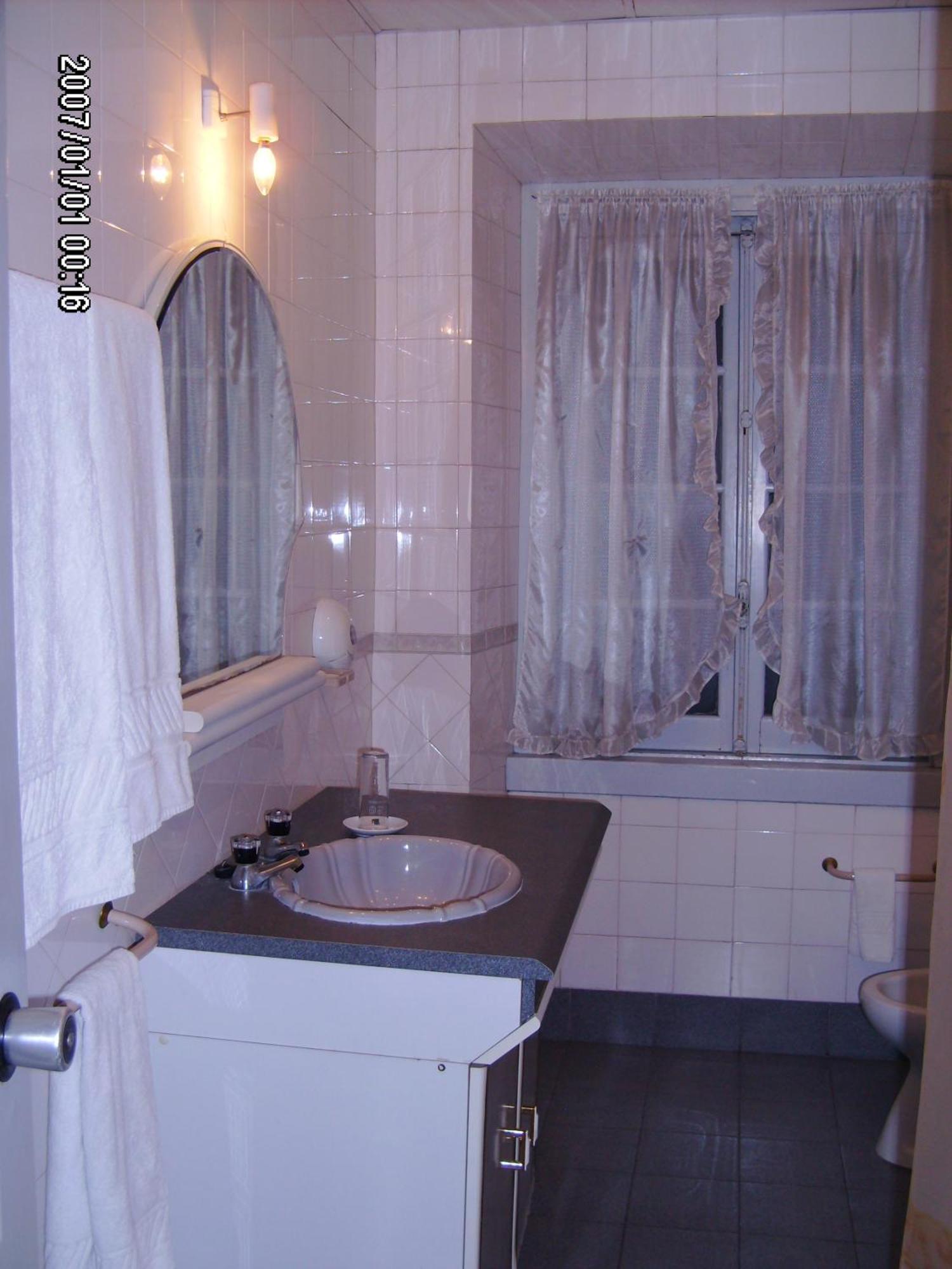 Hotel Olhos Pretos Caldas Da Rainha Exterior foto